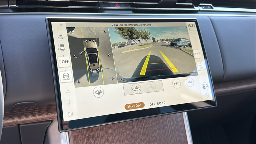 New 2025 Land Rover Range Rover SE image 18