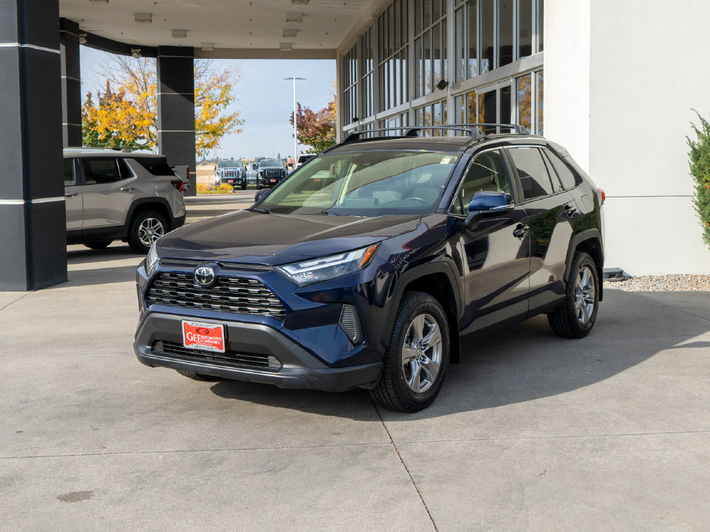 Used 2023 Toyota RAV4 XLE w/ Convenience Package AWD/4WD image 3