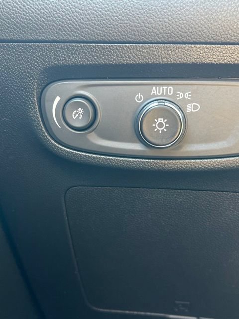 Used 2025 Buick Encore GX Preferred FWD image 20