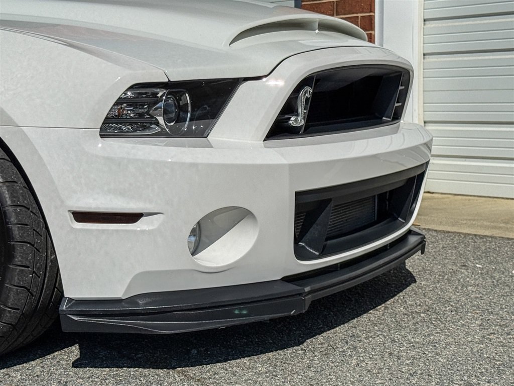 Used 2013 Ford Mustang Shelby GT500 RWD image 32