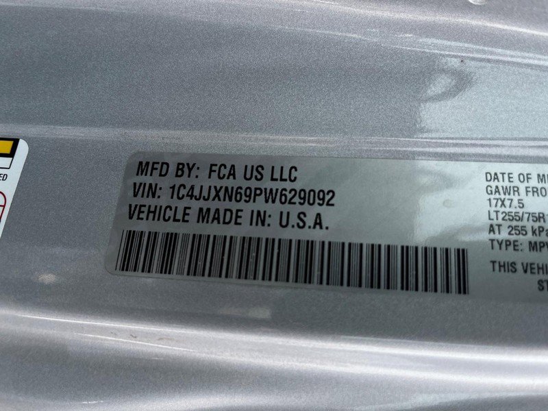 Used 2023 Jeep Wrangler Unlimited image 22