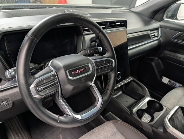 Used 2025 GMC Terrain Elevation image 16