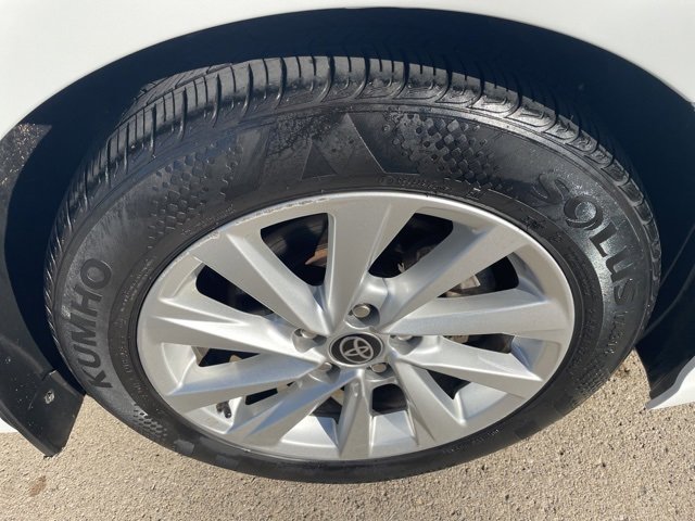 Used 2023 Toyota Camry SE image 17