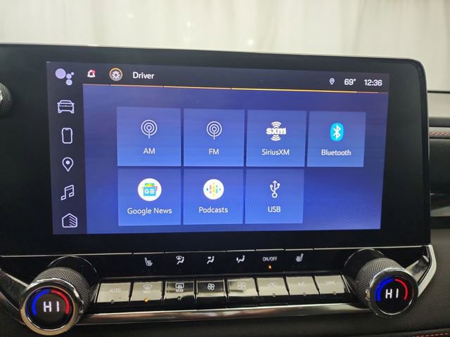 Used 2023 Chevrolet Colorado Z71 w/ Z71 Convenience Package 2 image 16