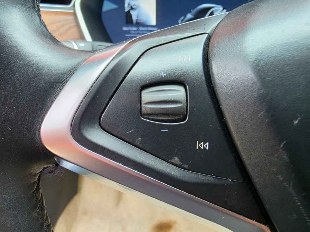 Used 2018 Tesla Model S 100D AWD/4WD image 13