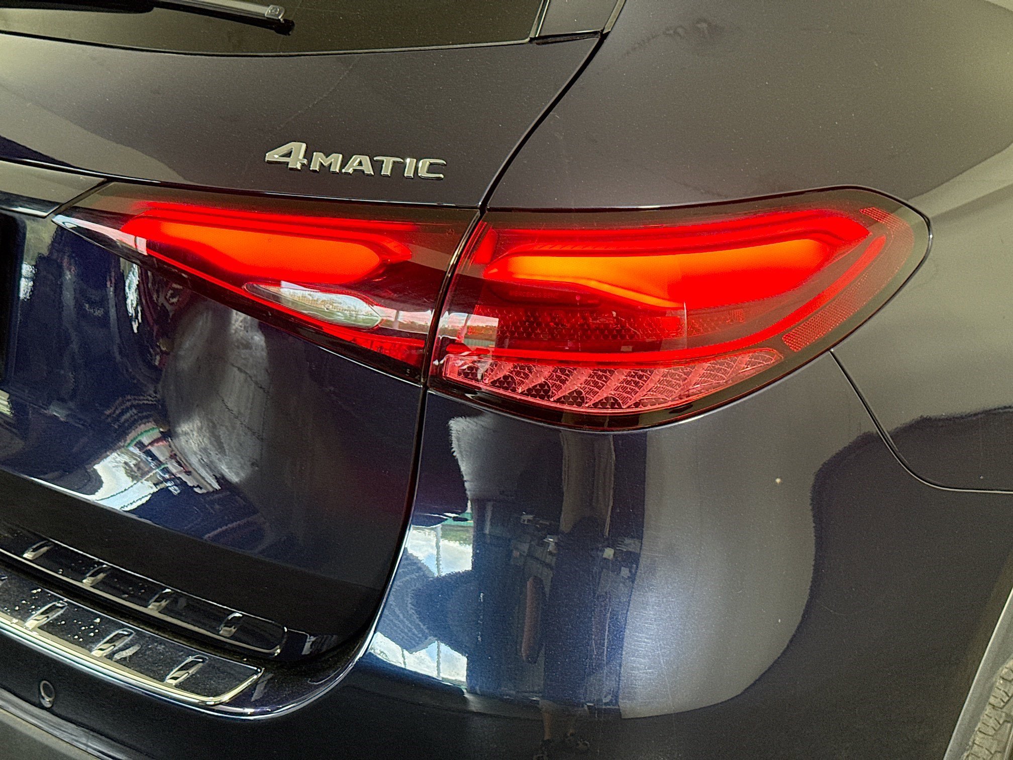 Used 2023 Mercedes-Benz GLC 300 4MATIC w/ Exclusive Trim Package image 34