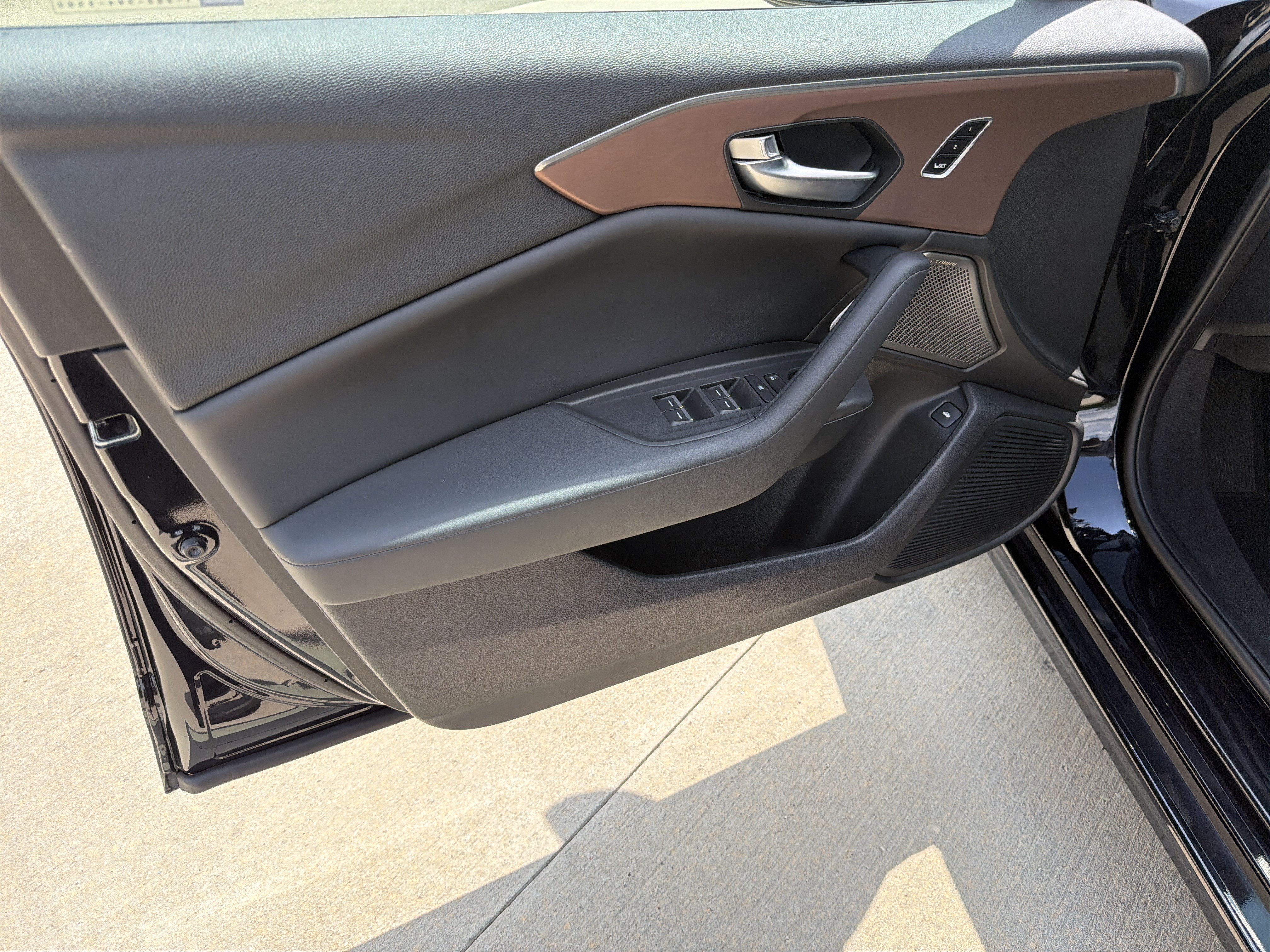 Used 2021 Acura TLX w/ Technology Package FWD image 8