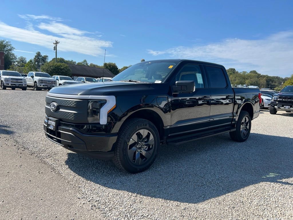 New 2025 Ford F150 Lightning Flash image 4