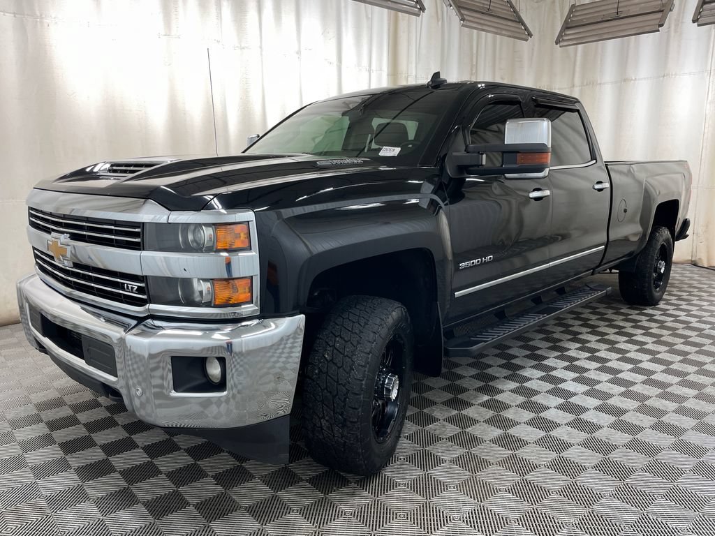 Used 2018 Chevrolet Silverado 3500 LTZ w/ Duramax Plus Package AWD/4WD image 17