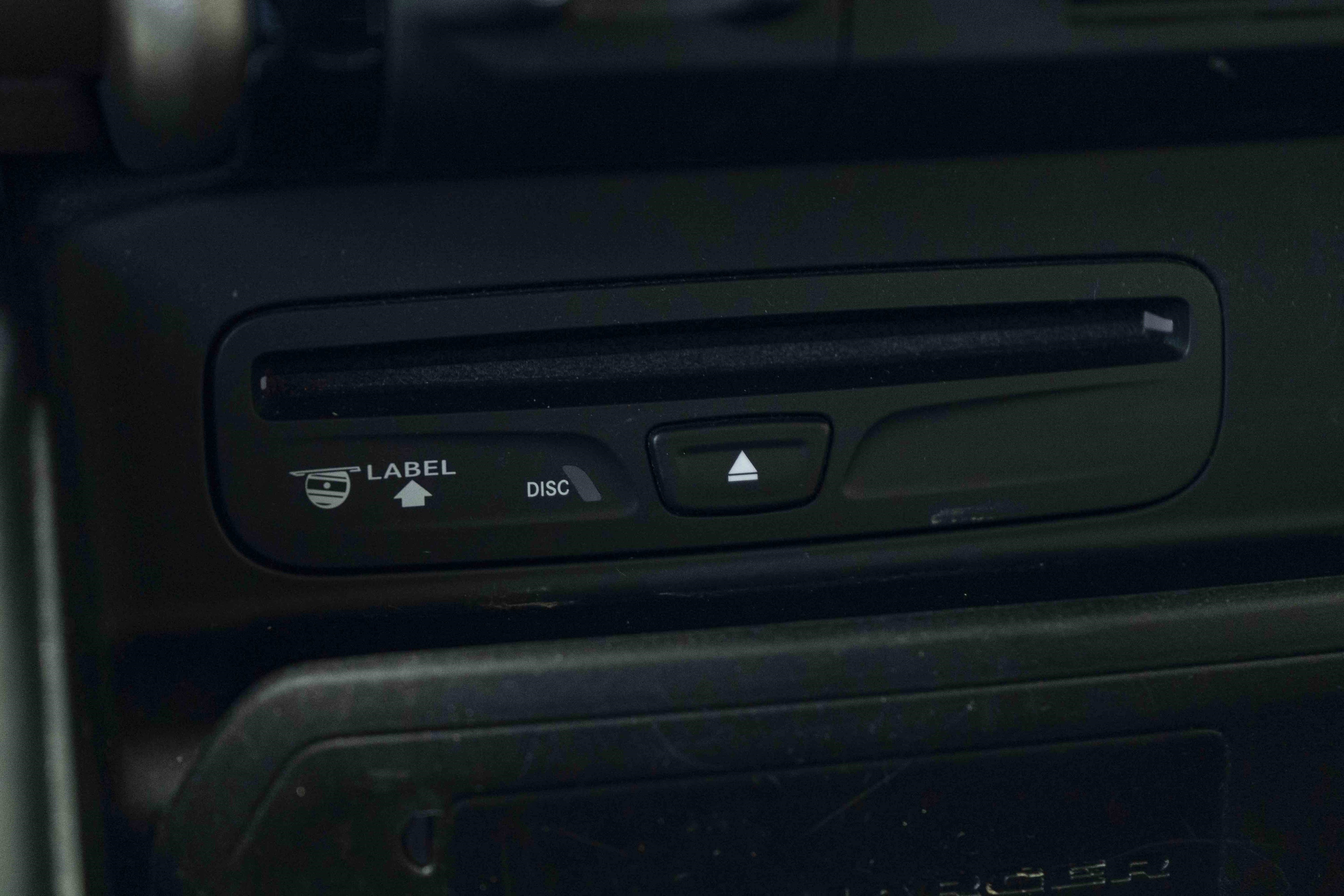 Used 2019 RAM 1500 Laramie AWD/4WD image 34