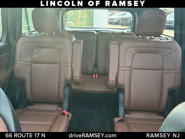 Used 2026 Lincoln Aviator Reserve AWD/4WD image 16