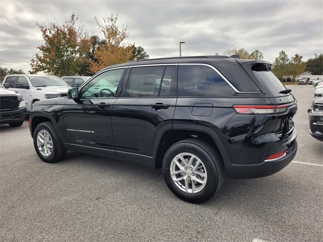 New 2025 Jeep Grand Cherokee Laredo X image 9