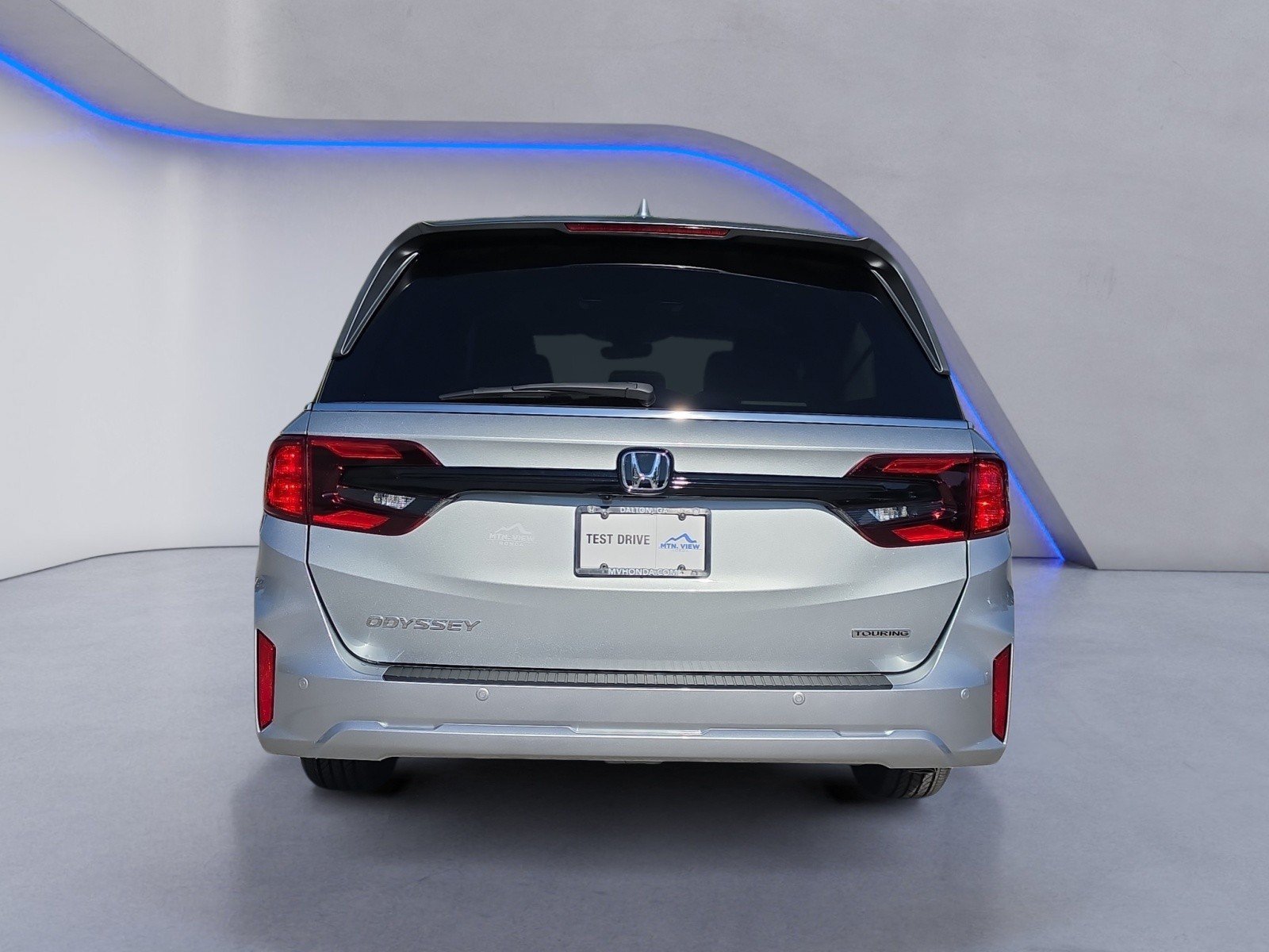 New 2027 Honda Odyssey Touring image 4