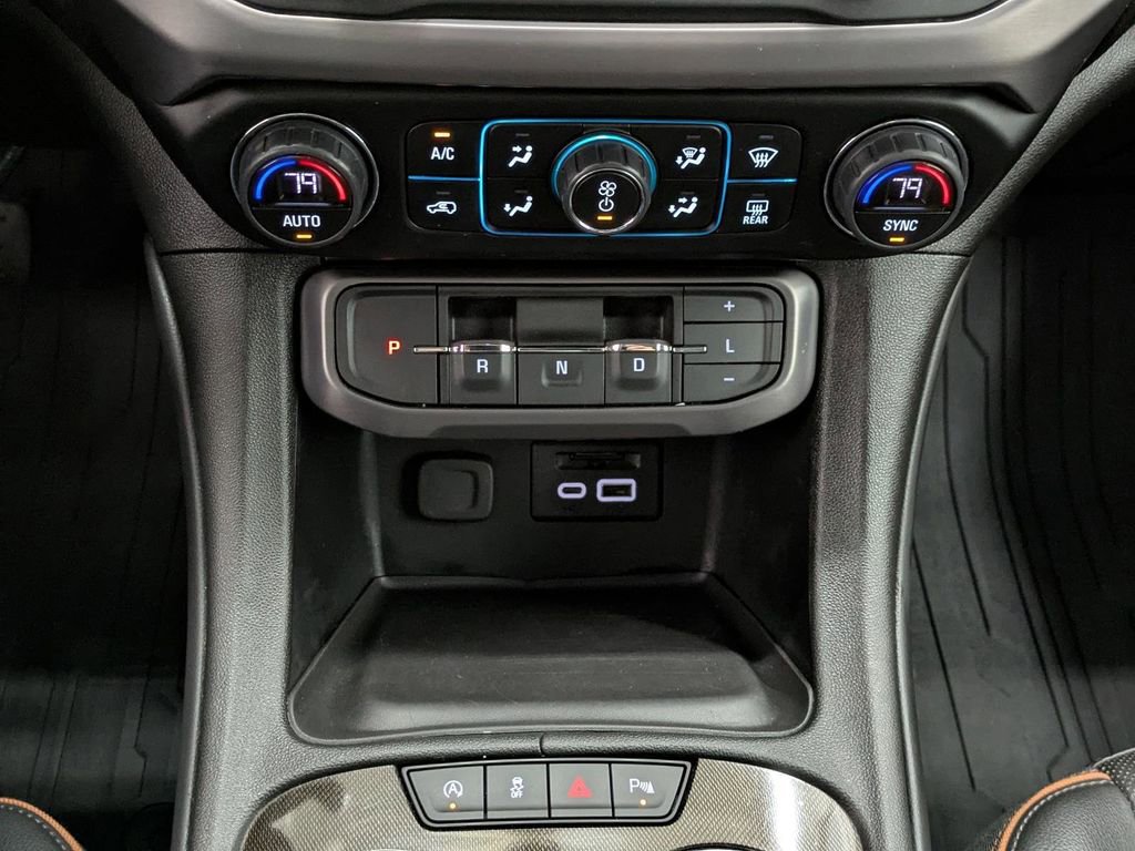 Used 2023 GMC Acadia AT4 w/ Technology Package AWD/4WD image 34