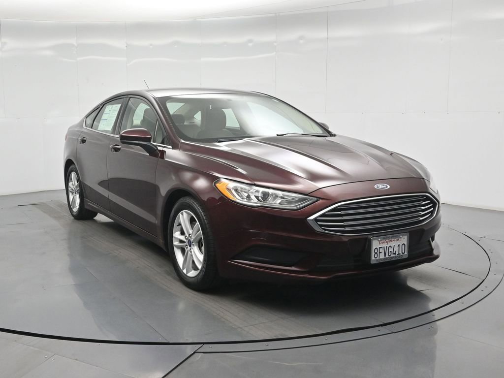 Certified 2018 Ford Fusion SE w/ Fusion SE Technology Package image 24