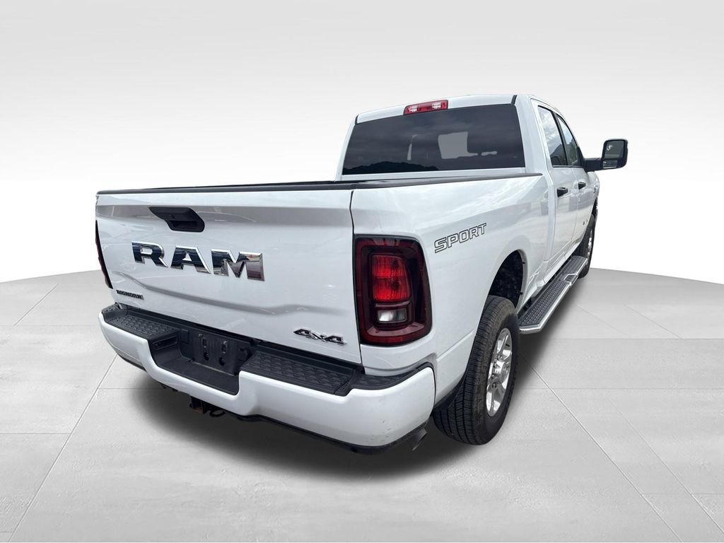 Used 2025 RAM 2500 Big Horn AWD/4WD image 7