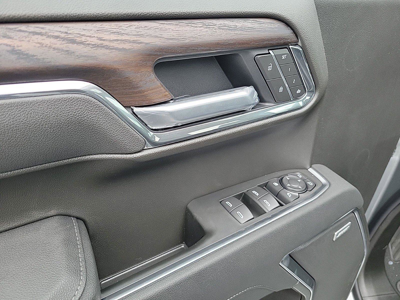 New 2026 GMC Sierra 1500 SLT w/ SLT Premium Package image 19