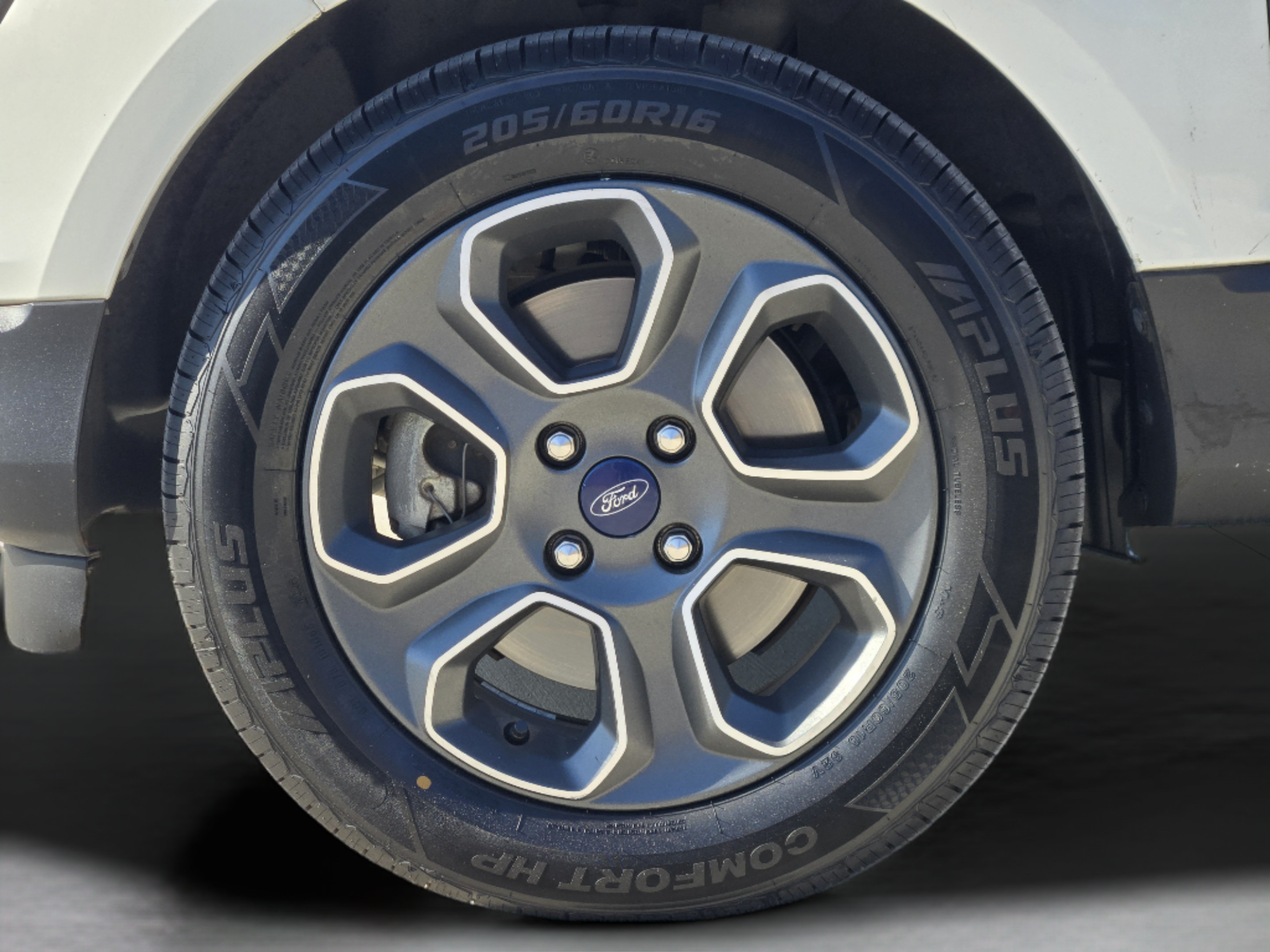 Used 2019 Ford EcoSport S FWD image 30