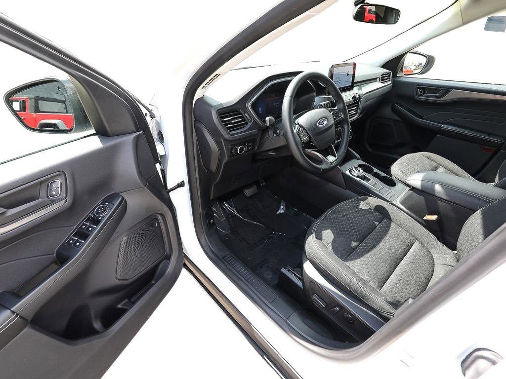 Used 2024 Ford Escape Active AWD/4WD image 11