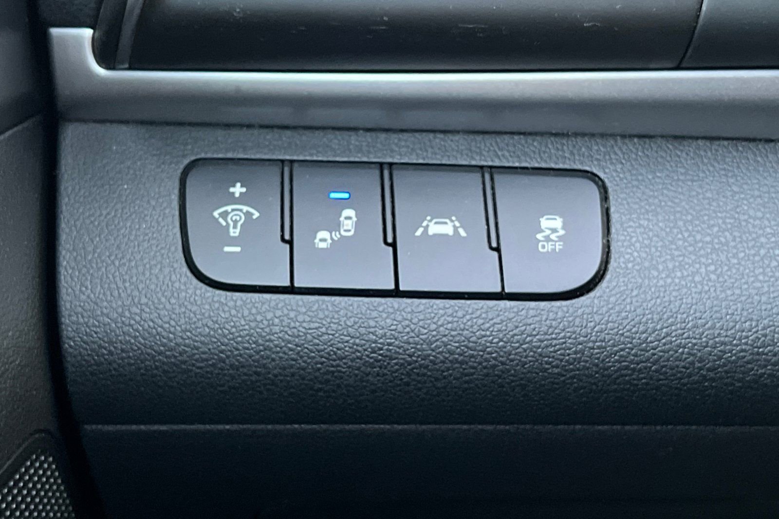 Used 2020 Hyundai Elantra SEL w/ Cargo Package (C1) image 35