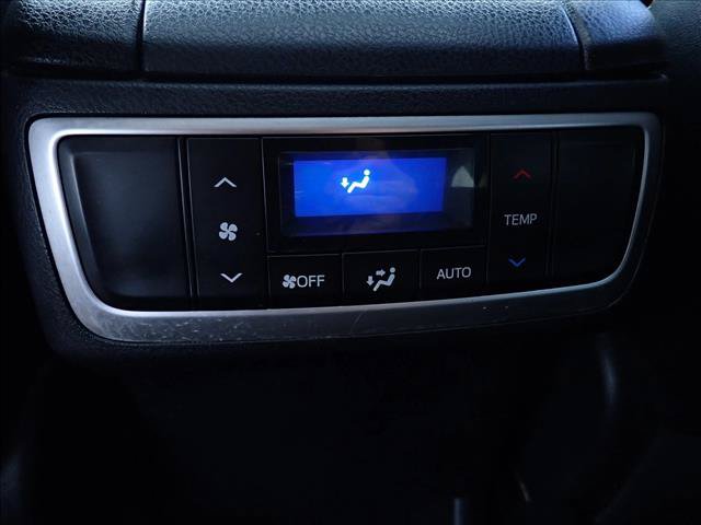 Used 2015 Toyota Highlander XLE AWD/4WD image 8