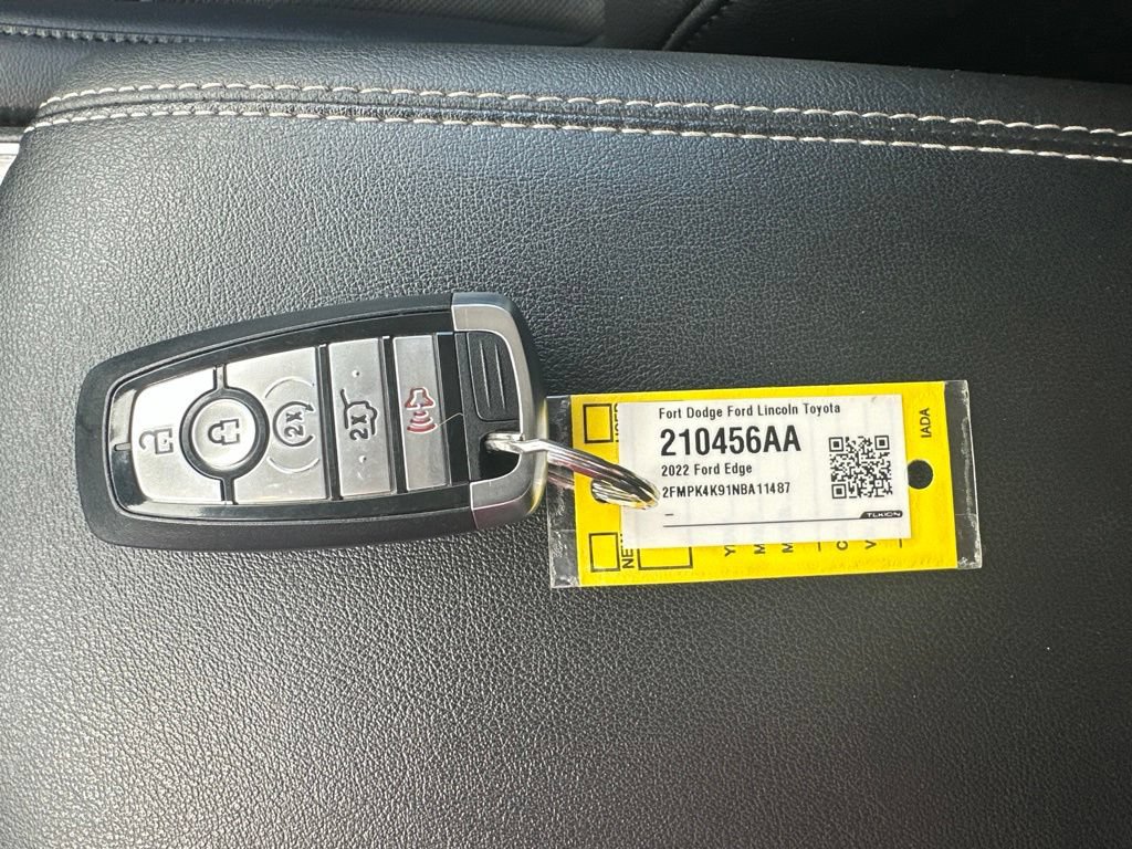 Certified 2022 Ford Edge Titanium w/ Equipment Group 301A AWD/4WD image 54