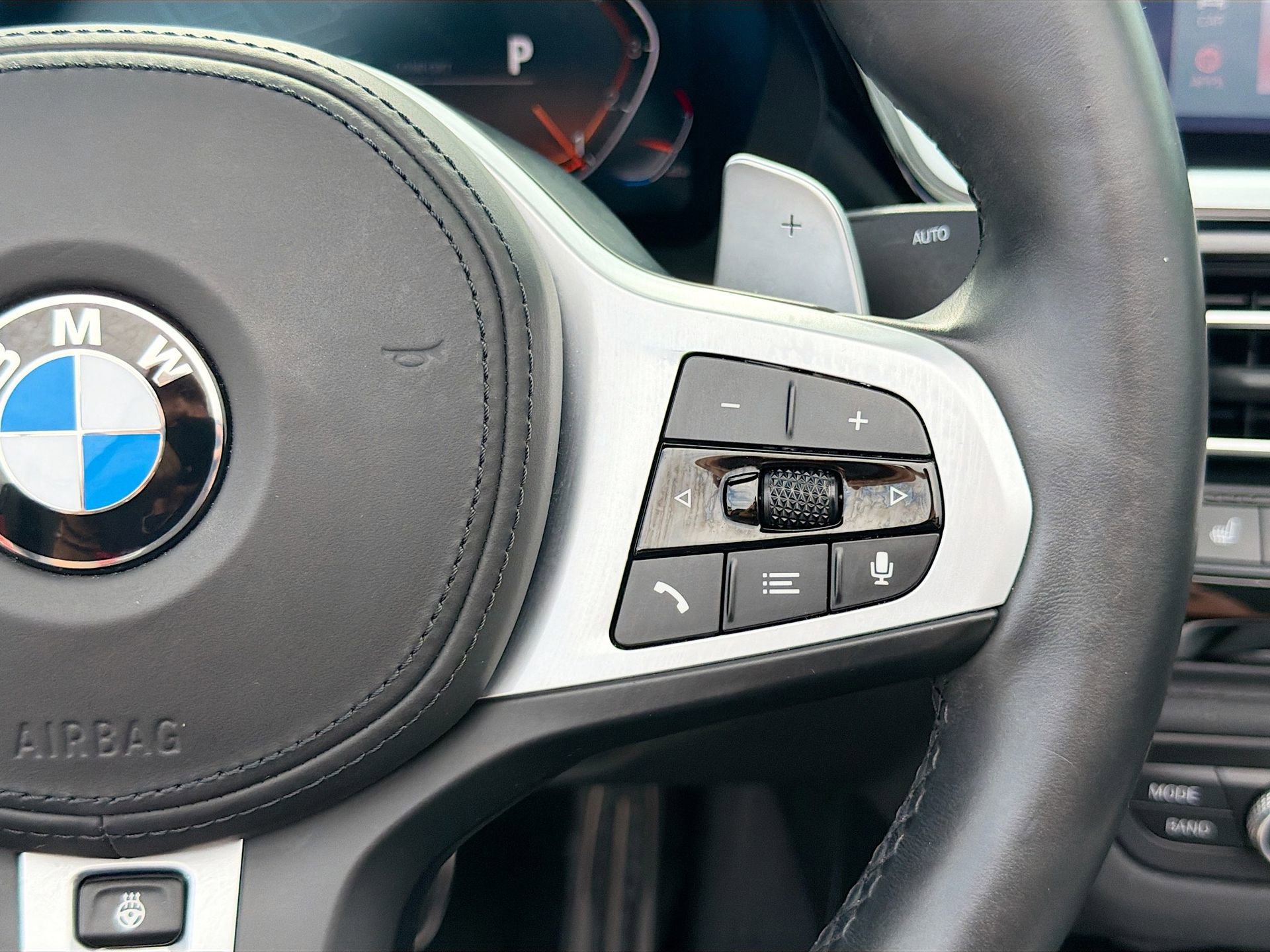 Certified 2025 BMW Z4 sDrive30i image 36