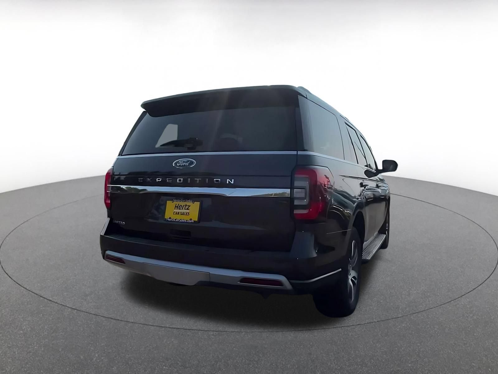 Used 2024 Ford Expedition Limited RWD image 13