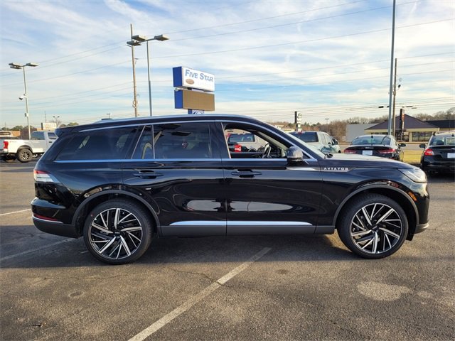 New 2025 Lincoln Aviator Reserve w/ Equipment Group 201A image 8