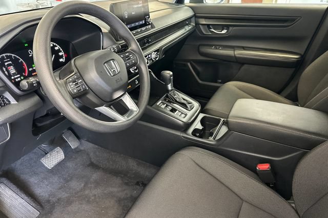 Used 2025 Honda CR-V LX image 11