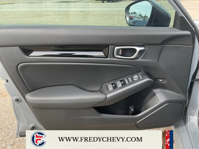 Used 2025 Honda Civic Sport image 10