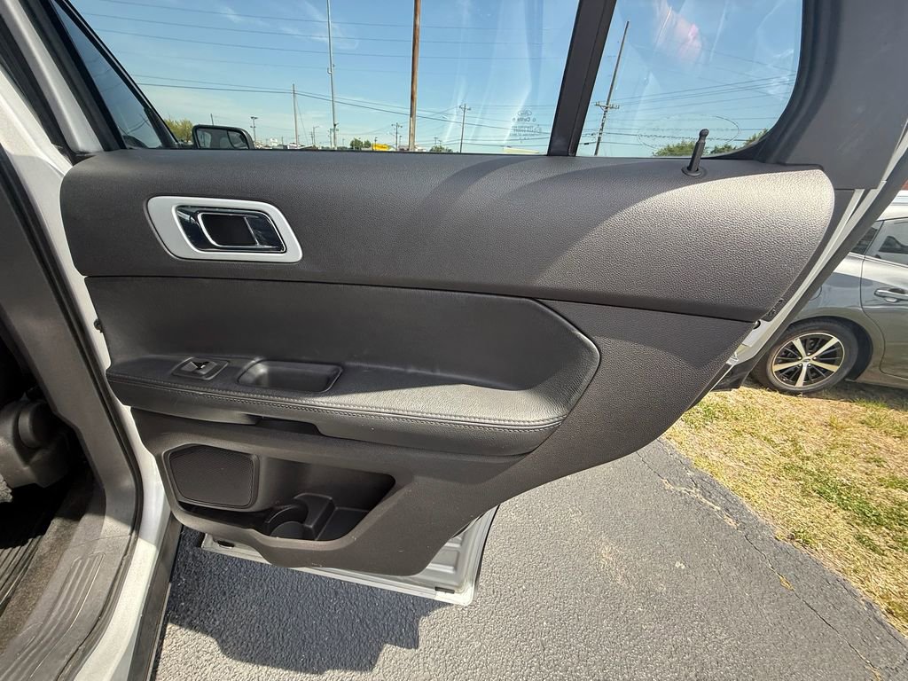 Used 2012 Ford Explorer XLT FWD image 20