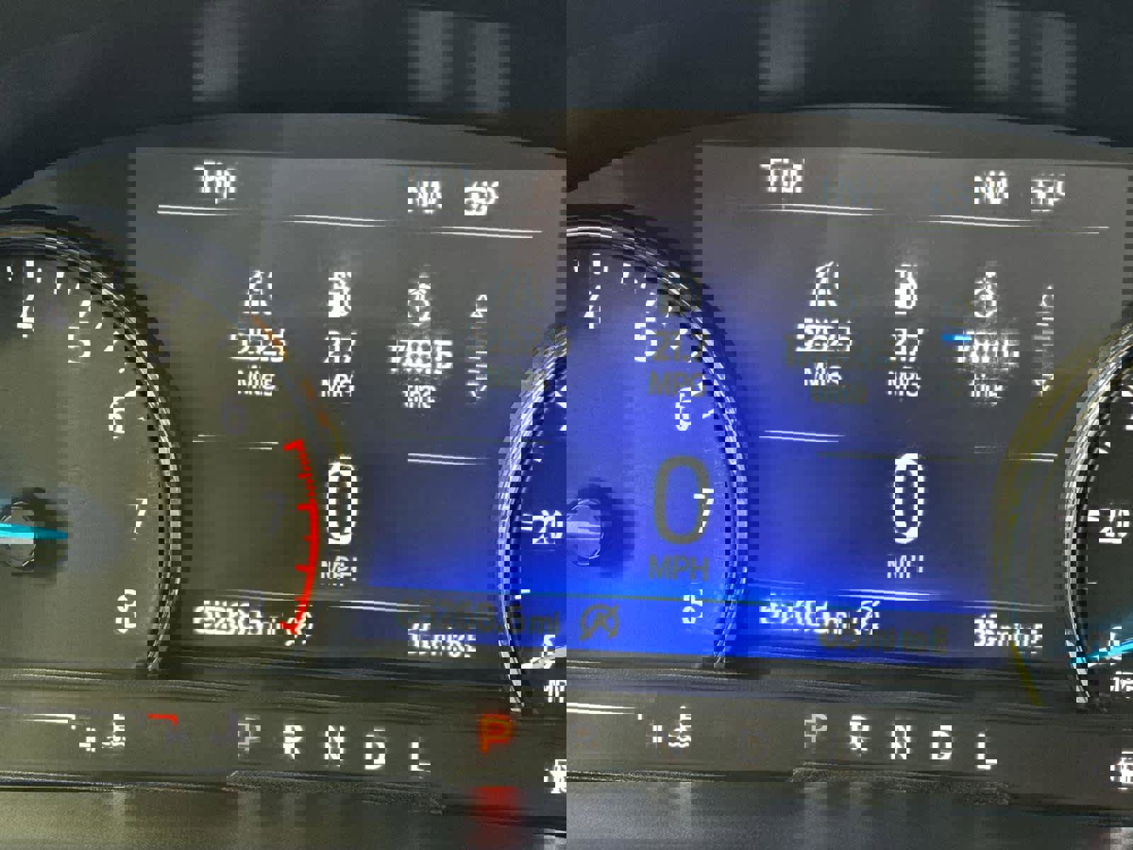 Used 2022 Ford Explorer XLT w/ Equipment Group 202A image 30