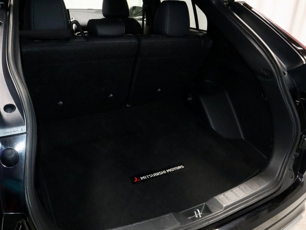 Used 2025 Mitsubishi Eclipse Cross SE AWD/4WD image 14