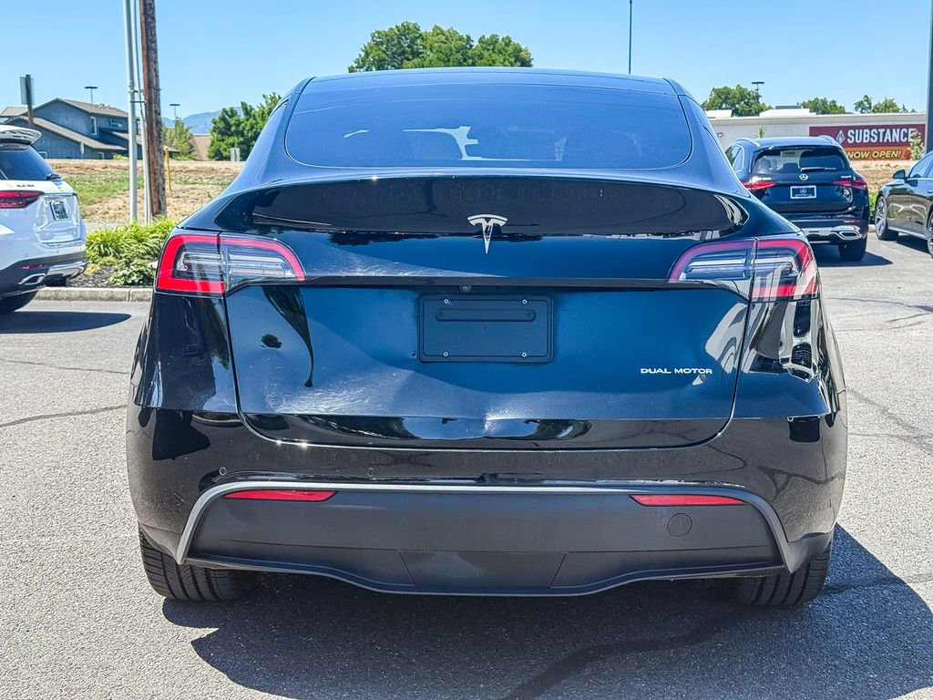 Used 2021 Tesla Model Y Long Range AWD/4WD image 7