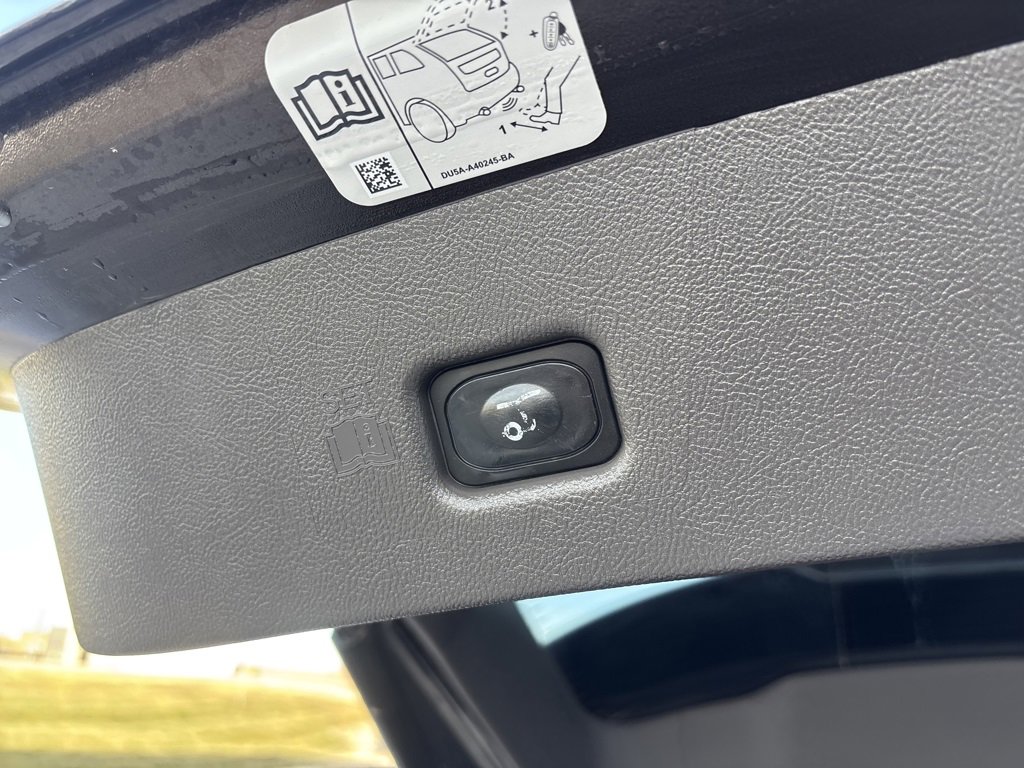 Used 2019 Lincoln Nautilus Reserve image 35