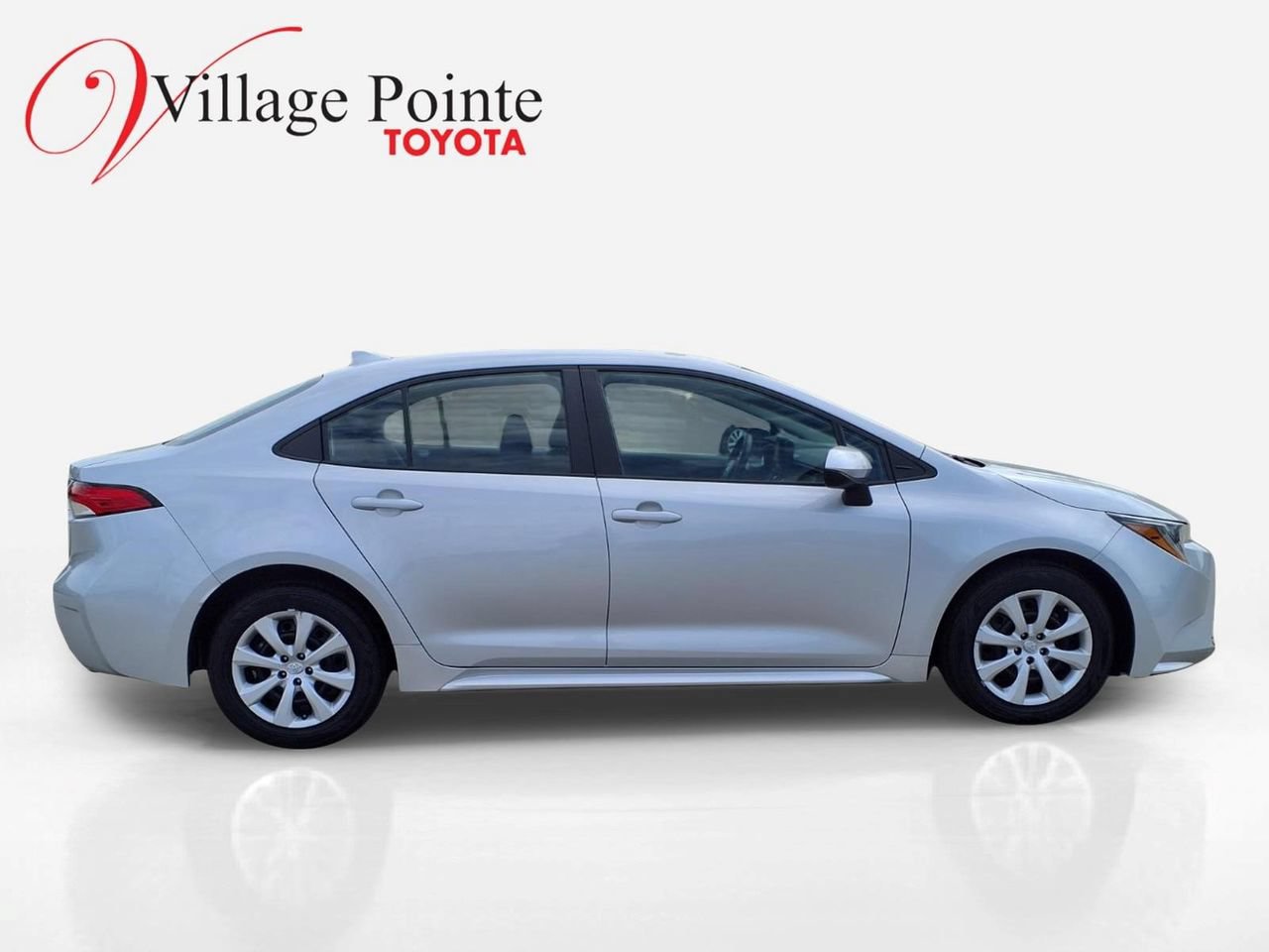 Certified 2024 Toyota Corolla LE FWD image 6