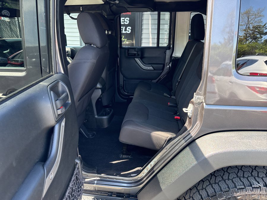 Used 2017 Jeep Wrangler Unlimited Sport AWD/4WD image 26