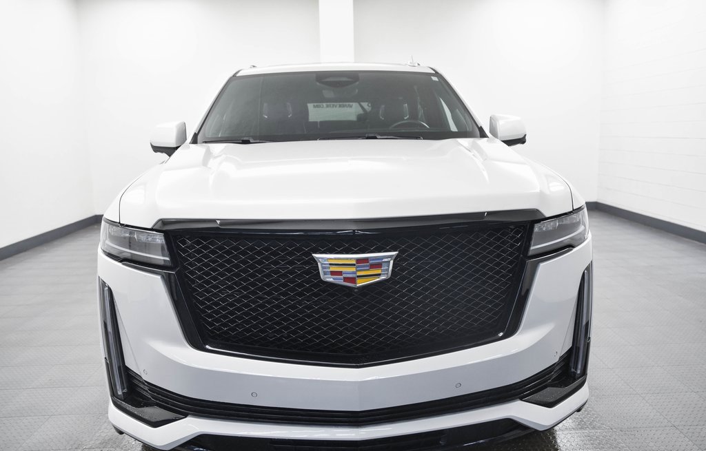 Used 2022 Cadillac Escalade Sport Platinum image 2