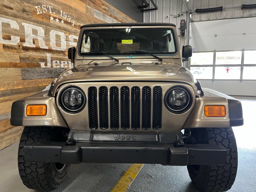 Used 2004 Jeep Wrangler Sahara w/ Dual Top Group AWD/4WD image 6