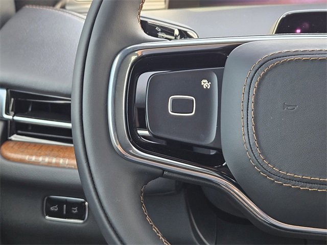 New 2025 Lincoln Navigator Black Label image 25