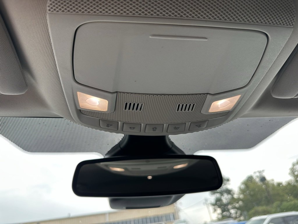 Used 2022 Ford Edge Titanium image 30