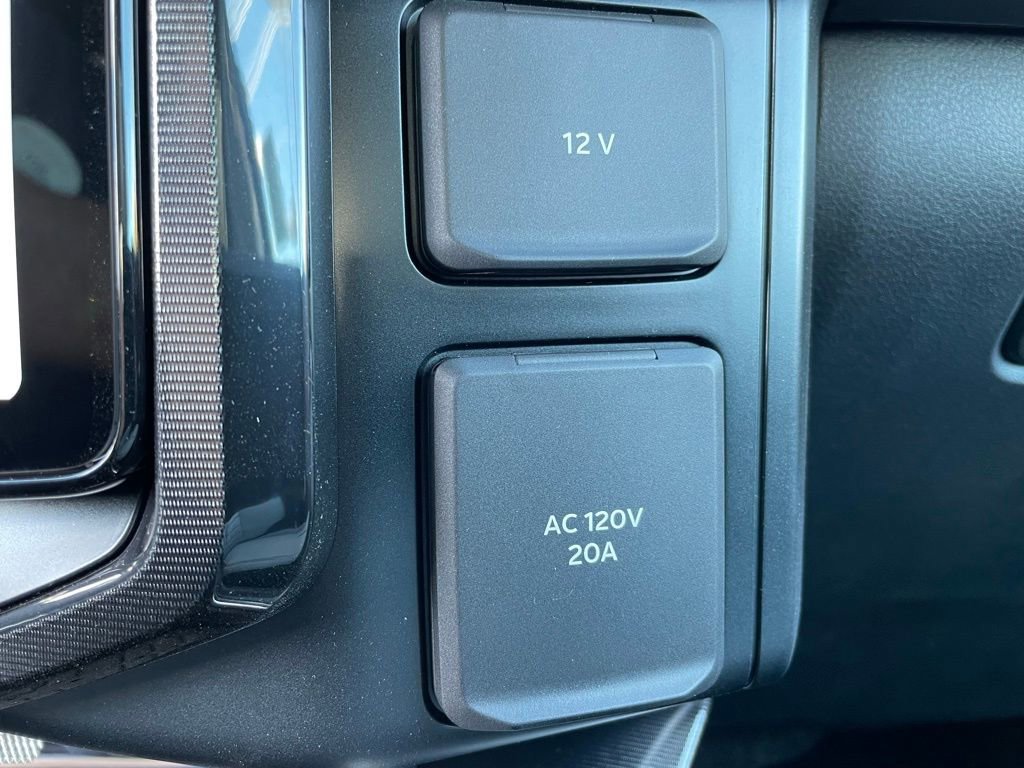 New 2025 Ford F150 Lightning Platinum image 18