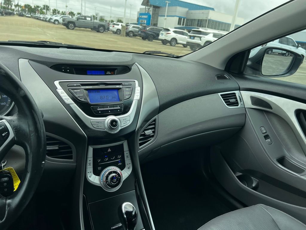 Used 2012 Hyundai Elantra Limited image 26
