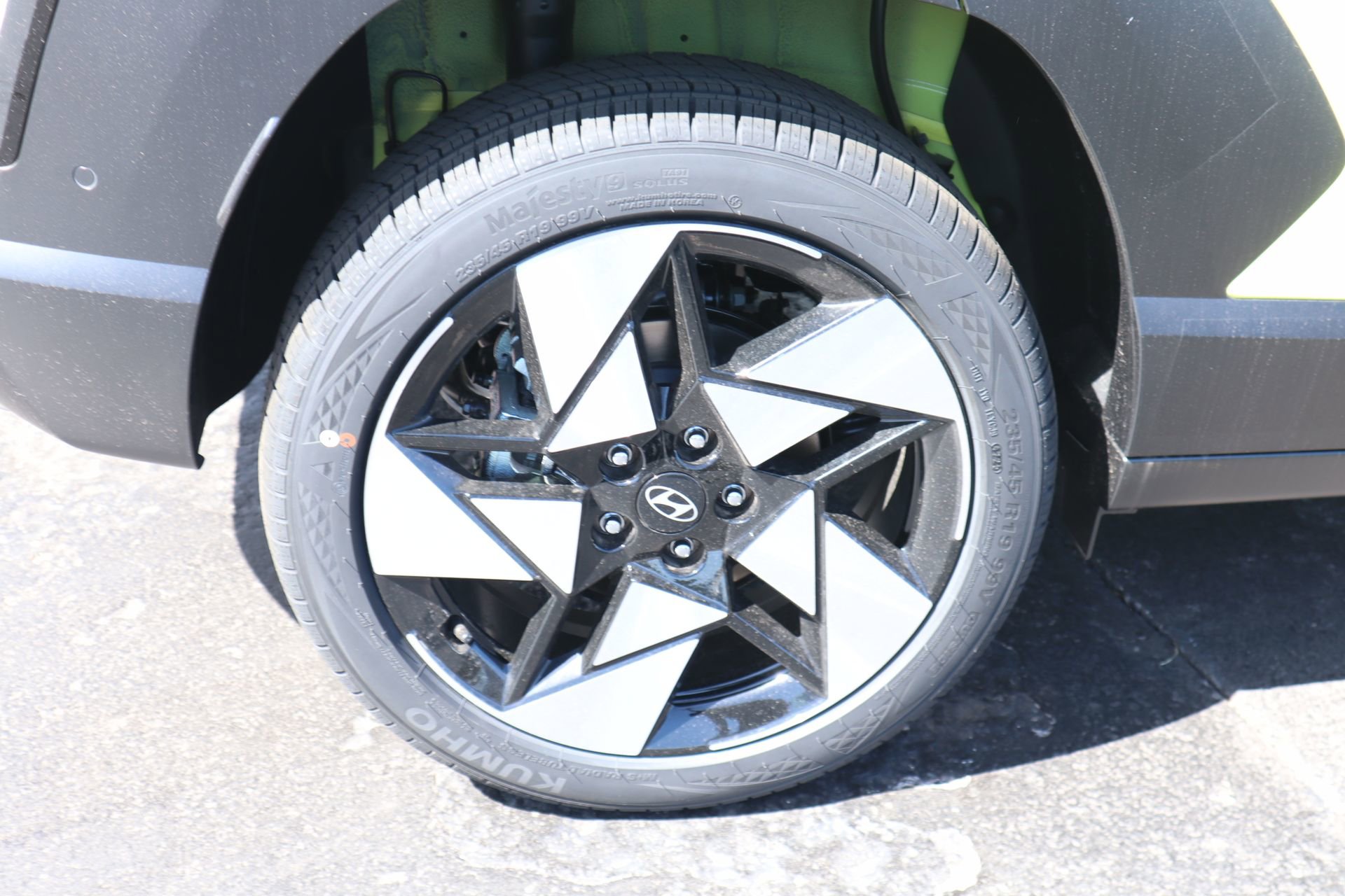 New 2026 Hyundai Kona Limited image 18