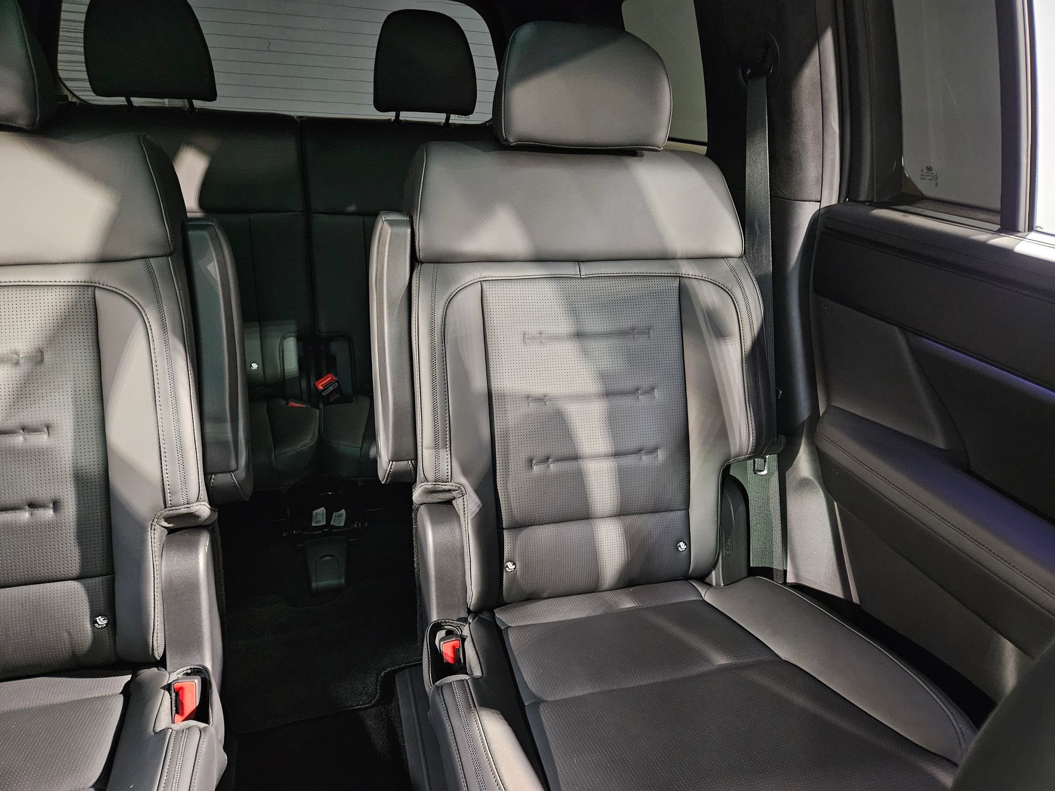 Used 2025 Hyundai Santa Fe Calligraphy image 14