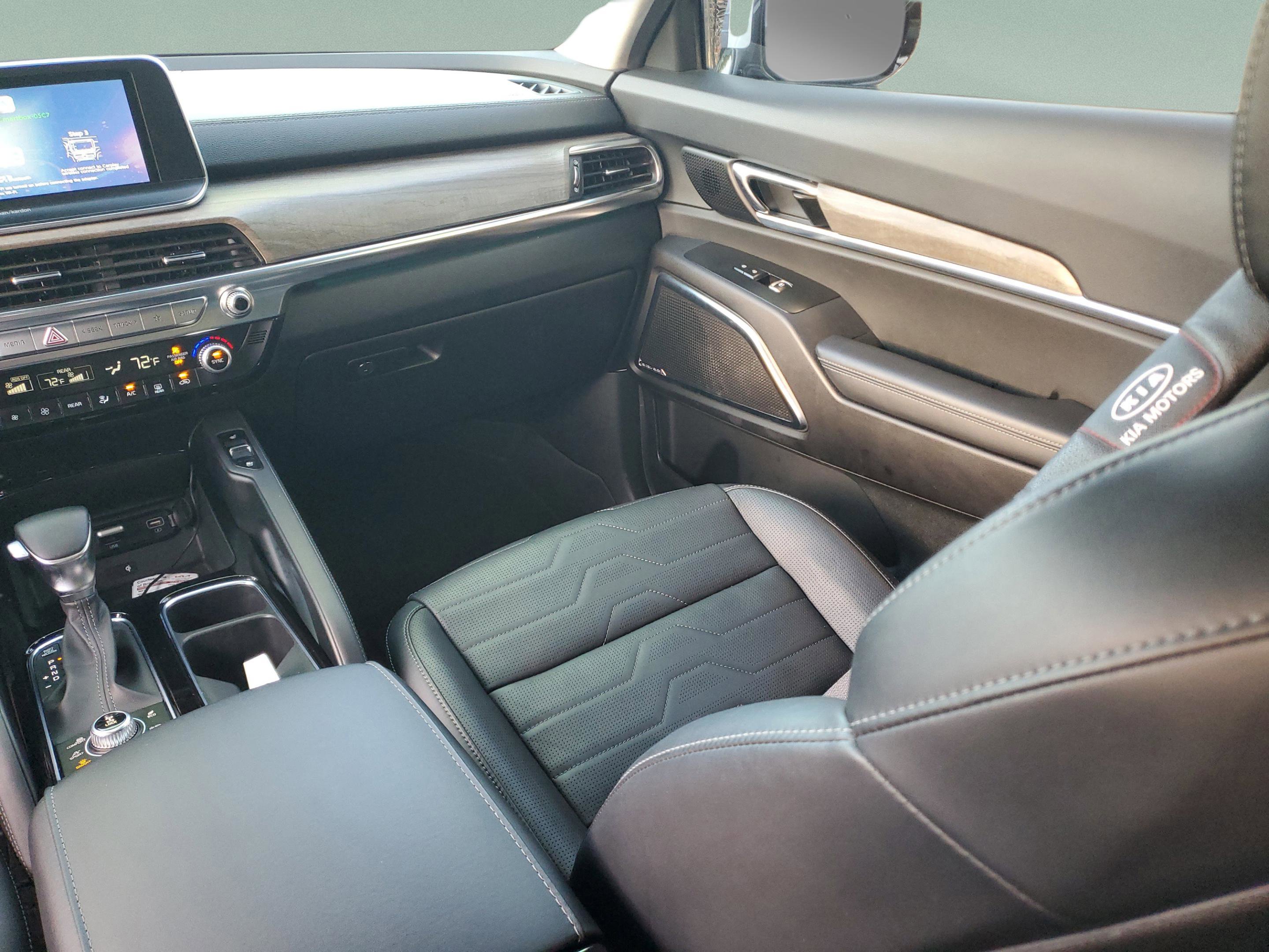 Certified 2022 Kia Telluride SX w/ SX Prestige Package image 11