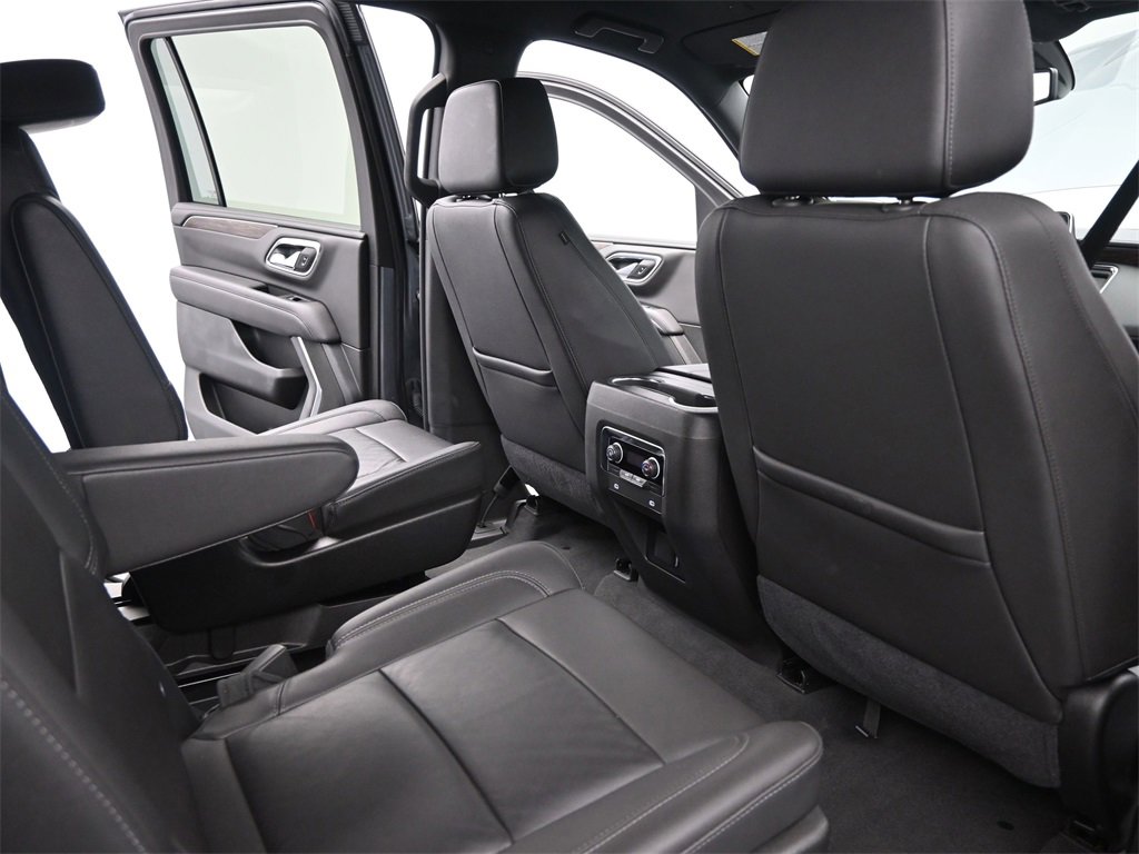 Used 2021 Chevrolet Suburban Z71 w/ Max Trailering Package image 19