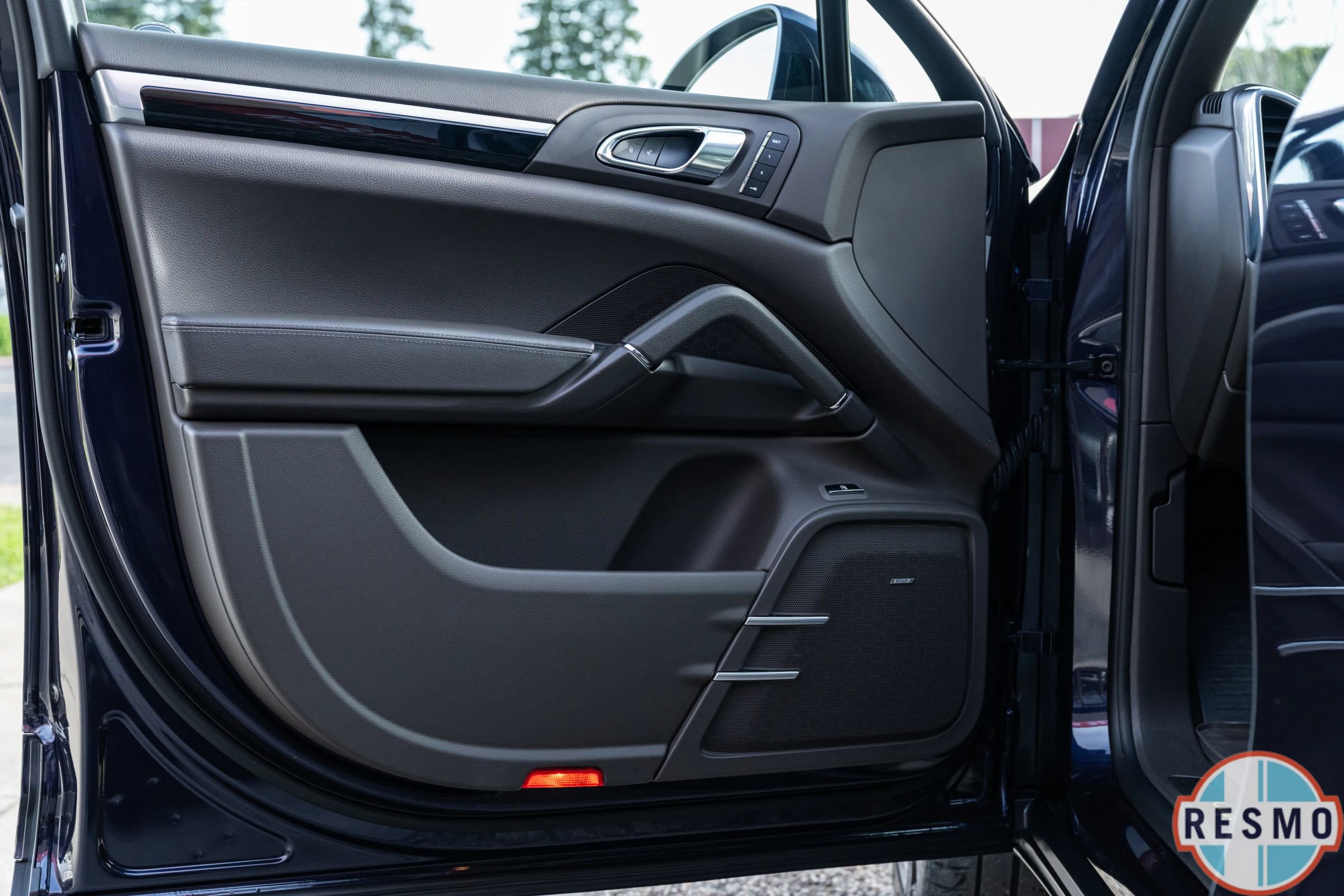 Used 2017 Porsche Cayenne S image 27