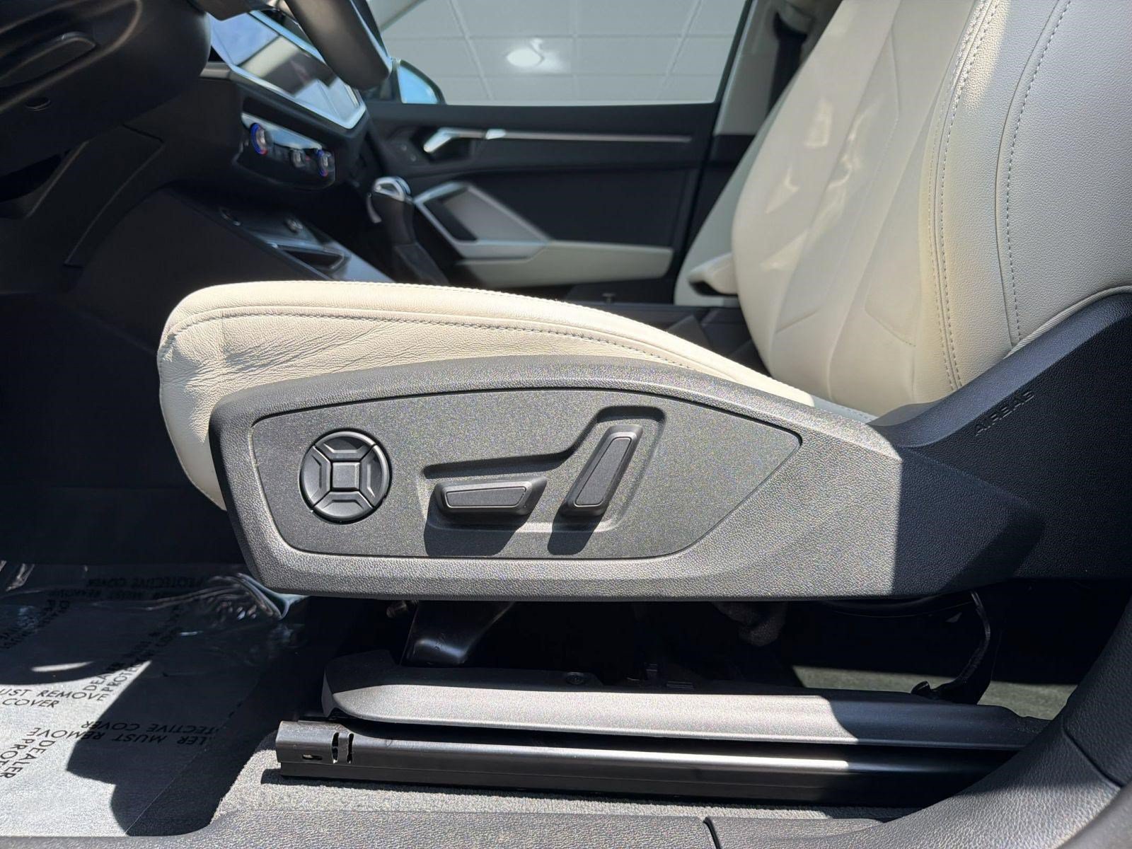 Used 2024 Audi Q3 2.0T Premium Plus AWD/4WD image 15